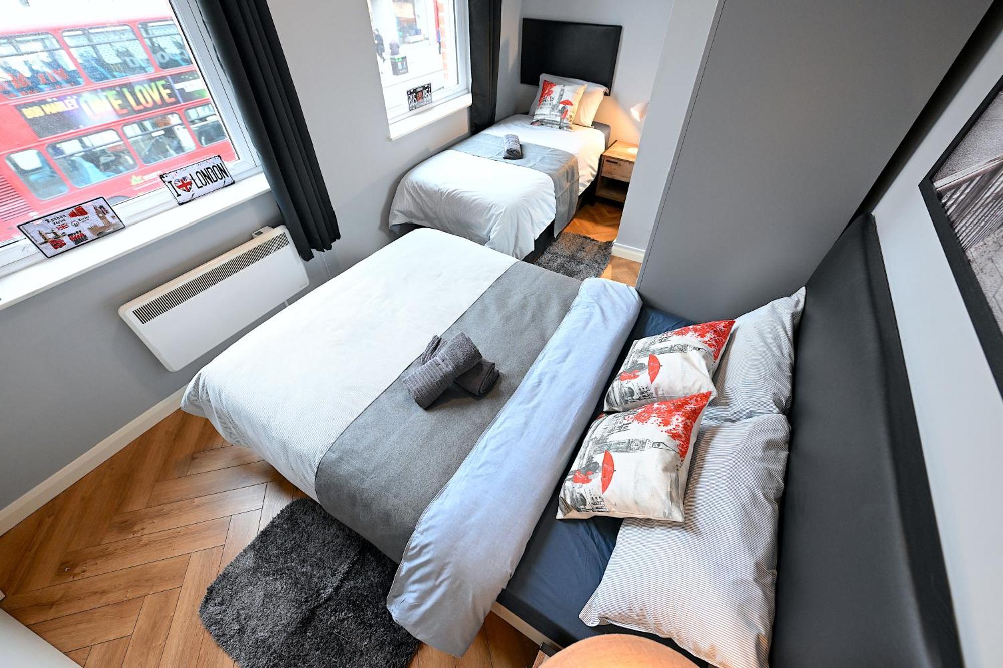 1 Bedroom Flat In Wood Green Piccadilly Line 런던 외부 사진