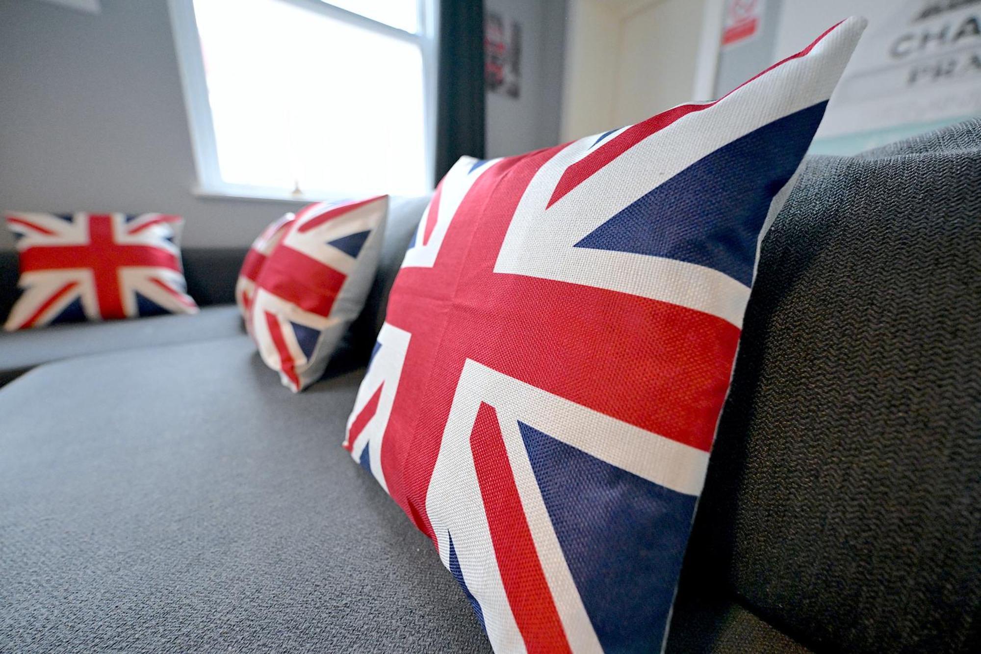 1 Bedroom Flat In Wood Green Piccadilly Line 런던 외부 사진