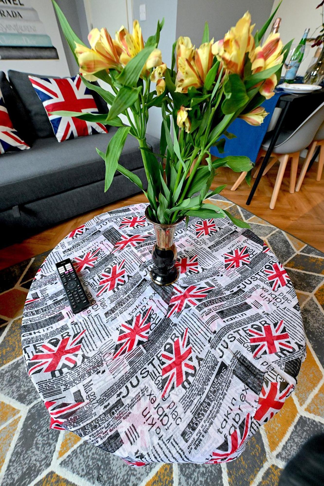 1 Bedroom Flat In Wood Green Piccadilly Line 런던 외부 사진